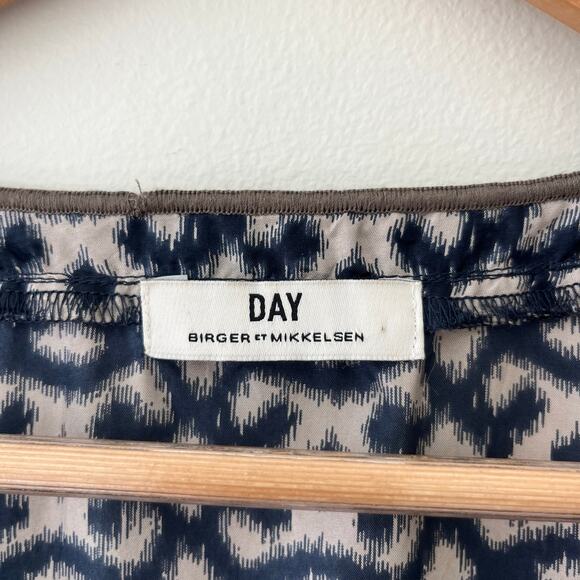 DAY Birger Et Mikkelsen 100% Silk Navy Cream Tunic Dress, Size 36/Small - Picture 3 of 10